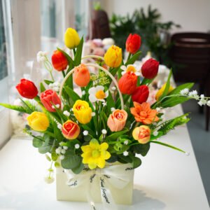 Giỏ hoa tulip nến thơm lớn