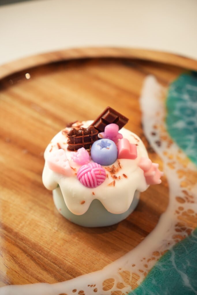 nến bánh kem chảy